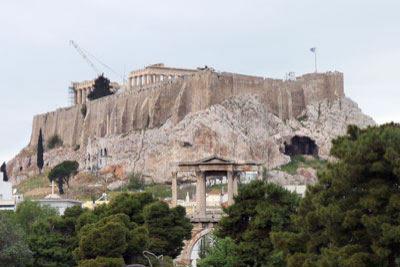 Blick vom Monastiraki-Platz auf die Akroplis