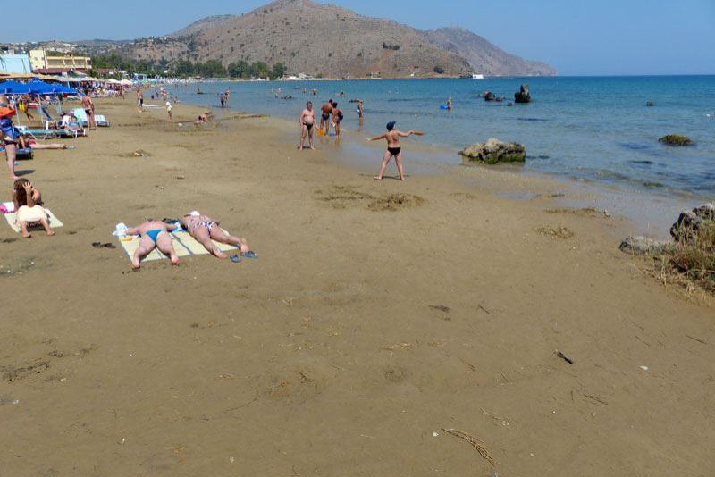 Der Strand von Georgioupoli mit Blickrichtung Westen