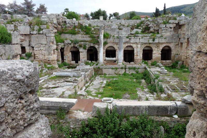 Die Stoa des Forums von Korinth